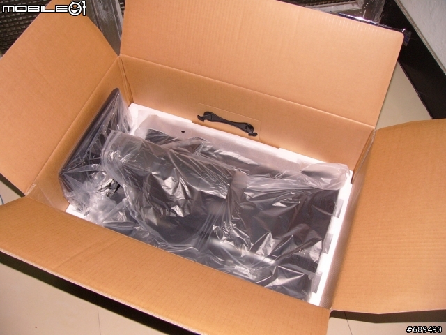 ASUS PA246Q入手開箱(新增工程模式照片)