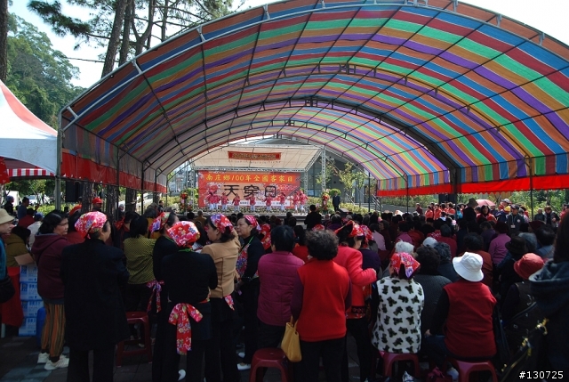 苗栗南庄一日趴趴走(貓咪 神仙谷 小吃) 圖爆多