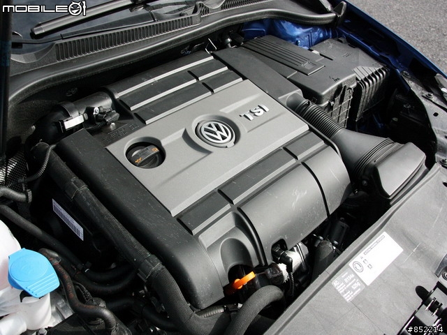 GOLF R 簡易開箱文~~(圖多!請耐心等候)