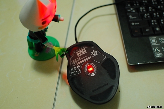專為競技而生 - SteelSeries Ikari Optical 光學電競滑鼠 分享