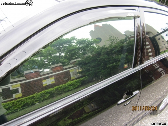 車子滿月，我也來開箱囉altis