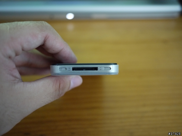 [分享]超輕薄0.35mm的體驗 - Pinlo Slice 3 for iPhone 4