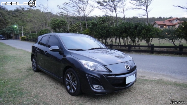 new mazda 3 5D 簡單開箱