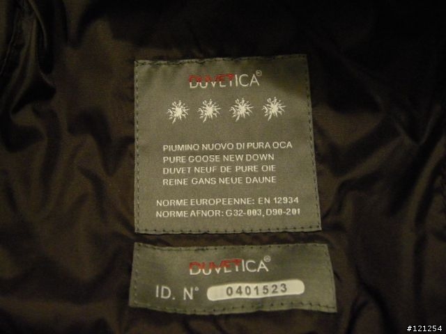 【分享】 ~01首發~DUVETICA亮面深茄色羽絨外套