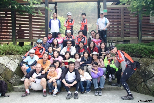 新作! 屏東肉腳團力征梅山三十六彎之旅(影片版上傳了，請點閱)
