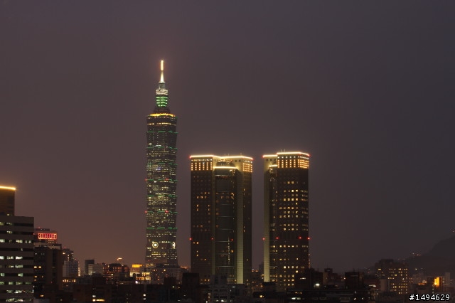 [開箱] 兔年養小白兔! Canon EF 70-200mm f/2.8L IS II USM 鏡頭開箱