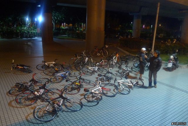 [分享]吃喝玩樂拜客到底●2011大甲媽祖萬人崇BIKE~讚啦!