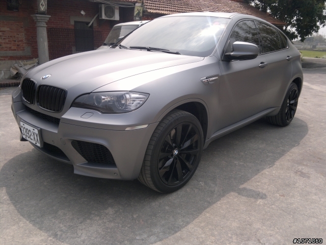 BMW X6M  matte
