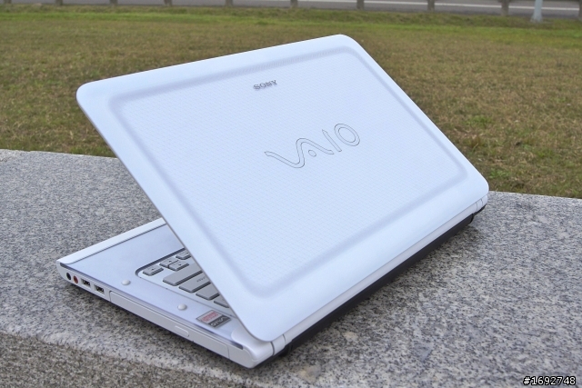 [不專業開箱評測]VAIO CA16FW/W