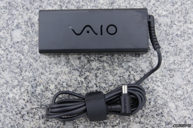 [不專業開箱評測]VAIO CA16FW/W