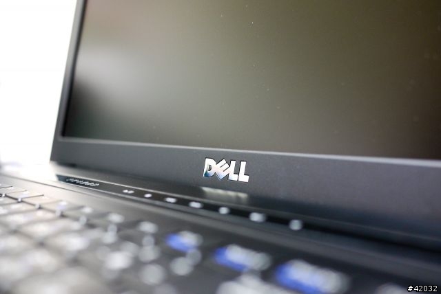 [開箱+簡測] Dell Vostro 3500 苜蓿紅