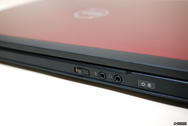 [開箱+簡測] Dell Vostro 3500 苜蓿紅