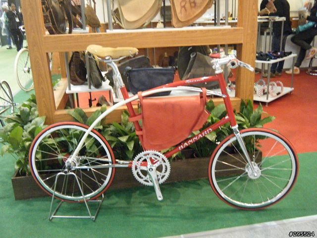 [情報] 很遲來的2011車展小輪車專門