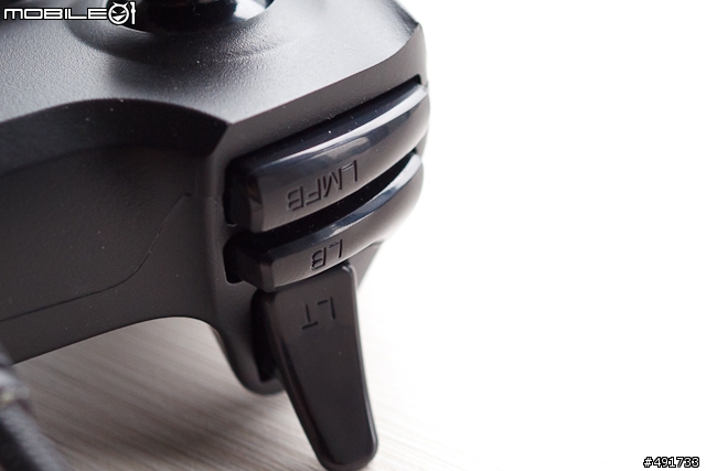 握感大不同 Razer ONZA XBOX360 手把實玩