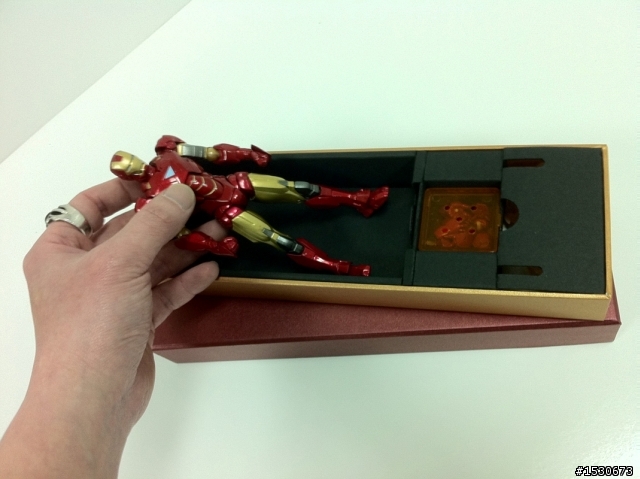 海洋堂輪轉特攝系例【IRON MAN】精美小套房
