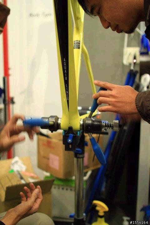 3月初完工之最新ROXYCLE AQUAIR 客製塗裝(黑黃)見客囉(6.99KG)