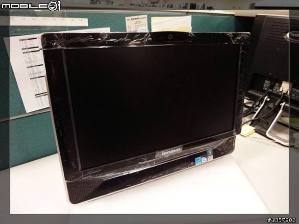 買給表妹的ALL IN ONE  Lenovo B300簡單開箱