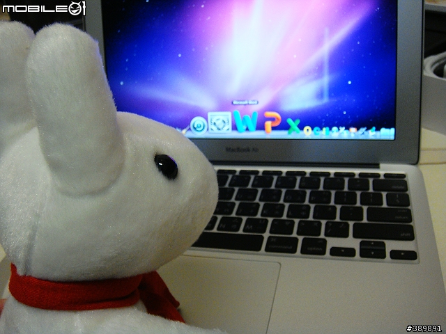 [開箱文]一直持續在開箱的new macbook air 11.6吋分享