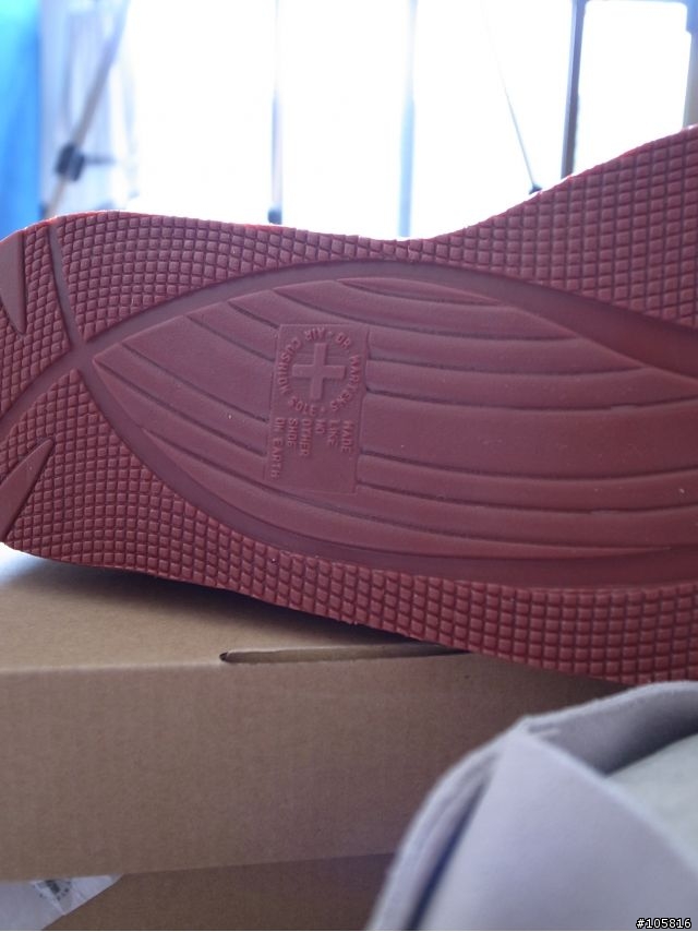 [ 開箱 ] REVOLVE到貨!!! RIVIERAS 及 DR. MARTENS MANTON  同場加映我的鞋們 圖多!!!