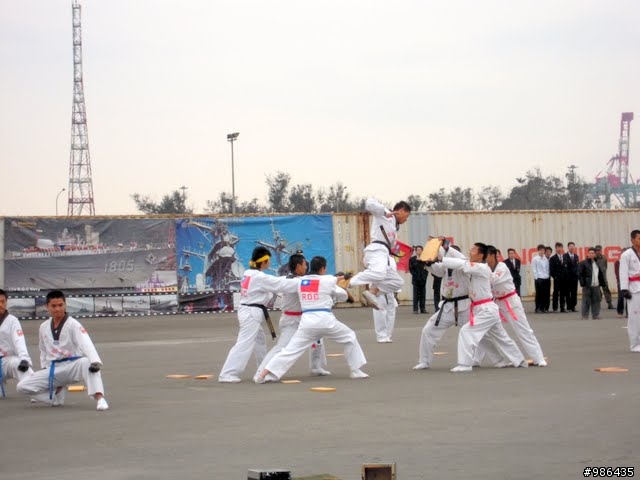 2011海軍敦睦艦隊---台中港