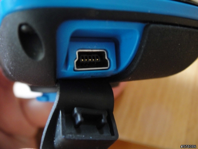 GARMIN EDGE 800 防水設計上的缺失,請車友們務必檢查一下自己拿到的機台