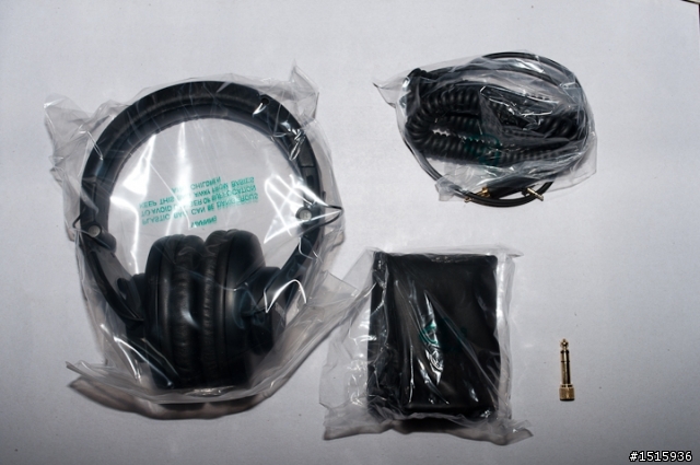 [開箱]Shure SRH440 - 我的第一次…給了SHURE (3/12更新全身照)