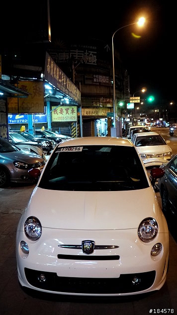 [開箱][圖超多]全台第一開箱,Fiat 500 Abarth 性能毒蠍!