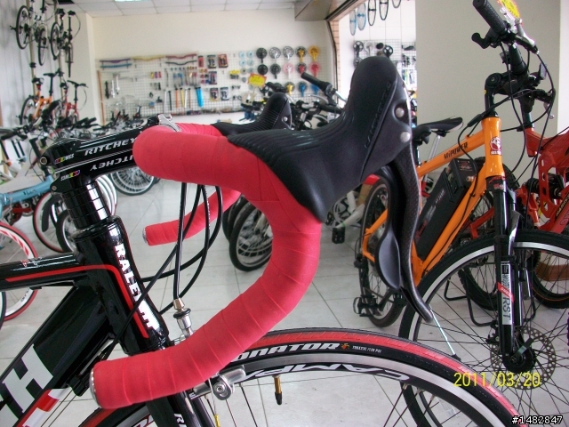 敗入RALEIGH公路車