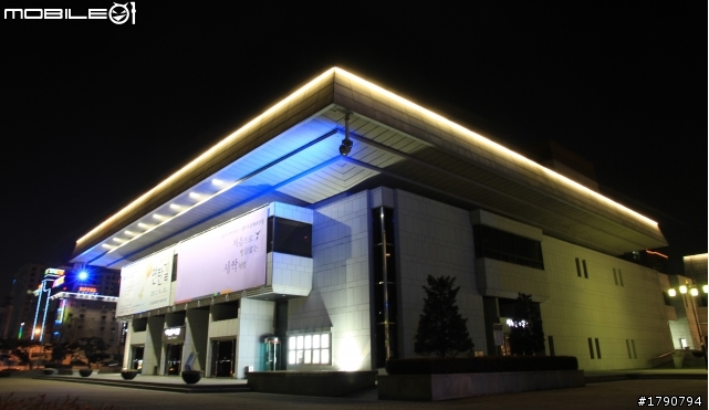(分享) 建築夜景照，請各位先進多加鞭策>>>