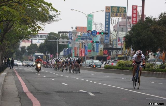 2011 國際自行車環台賽 第7站  台南市政府前照片