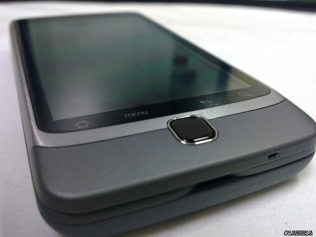 HTC Desire Z 開箱！