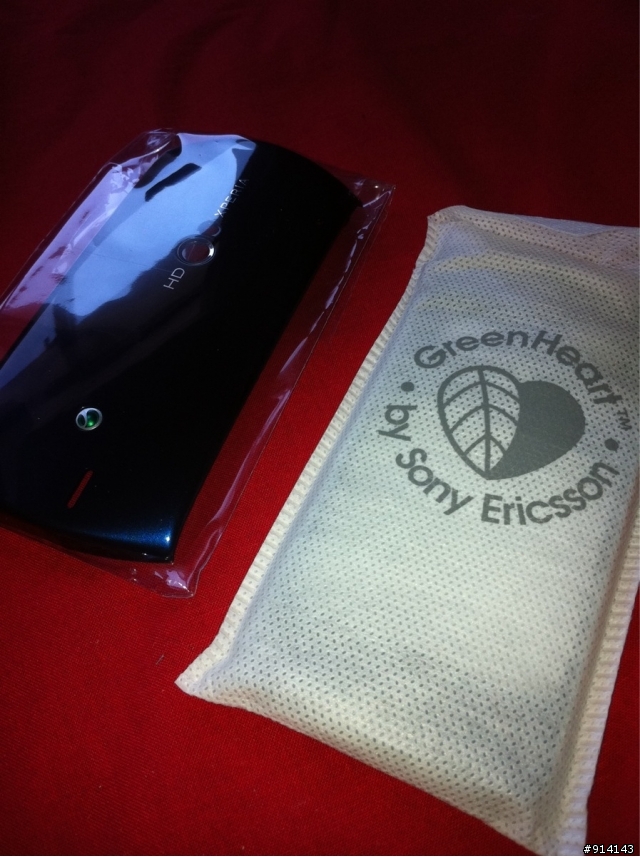 SonyEricsson XPERIA NEO藍，參上（20110405新增古意實拍照）