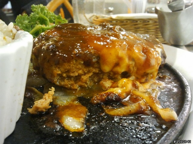 S8530食記再一波！美式餐廳菜色實拍！
