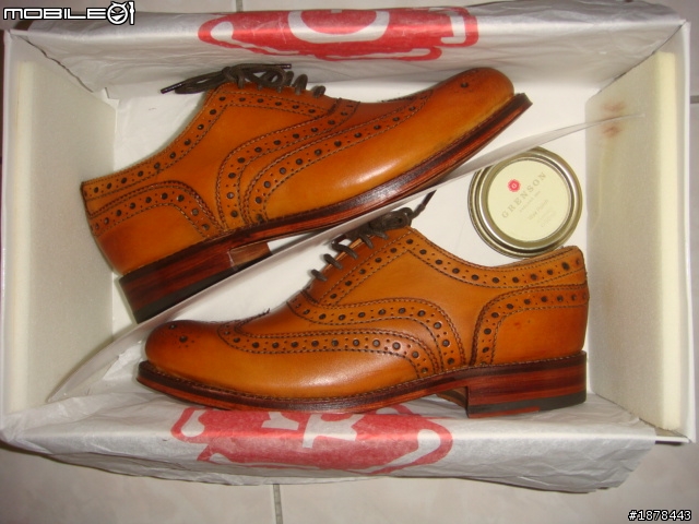 我也去買了Grenson 雕花皮鞋