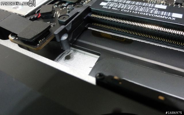 [分享] MacBook Pro 15" 改機文(加RAM、SSD、雙硬碟)