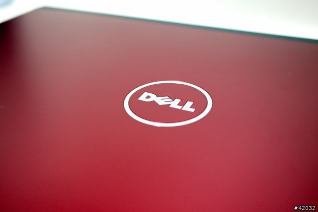 [開箱+簡測] Dell Vostro 3500 苜蓿紅
