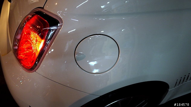 [開箱][圖超多]全台第一開箱,Fiat 500 Abarth 性能毒蠍!