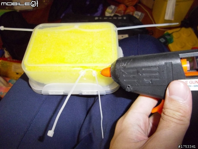 [DIY安裝文] 防水GPS萬用便當盒,適用各式速克達(示範車:RS zero)