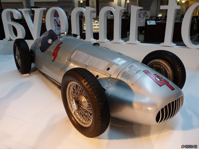 Mercedes-Benz 125週年亞洲巡迴展台北站