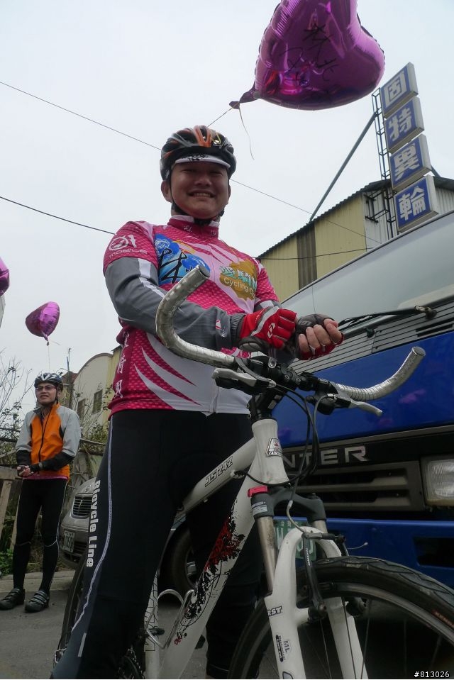 [分享]吃喝玩樂拜客到底●2011大甲媽祖萬人崇BIKE~讚啦!