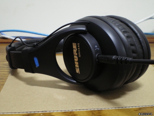 [開箱] 耳機入門新手之『SHURE SRH 440』完全不專業開箱+更新（有圖）