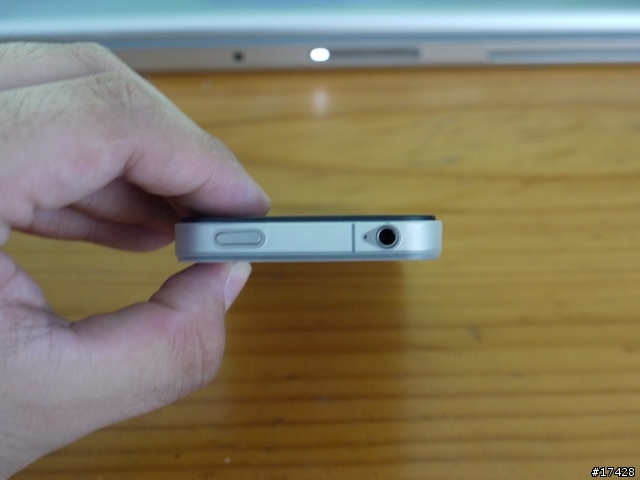 [分享]超輕薄0.35mm的體驗 - Pinlo Slice 3 for iPhone 4