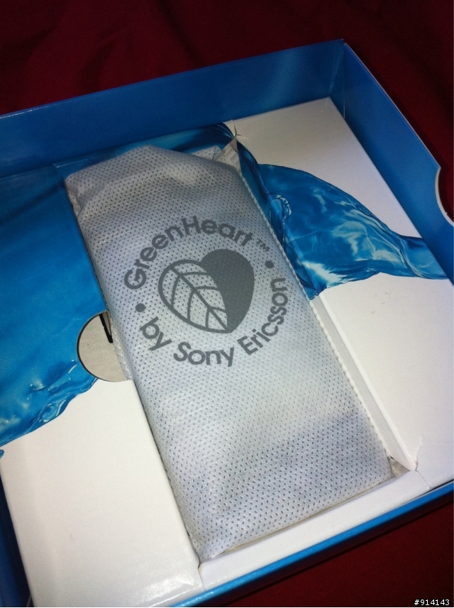 SonyEricsson XPERIA NEO藍，參上（20110405新增古意實拍照）