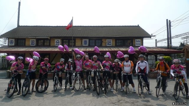 [分享]吃喝玩樂拜客到底●2011大甲媽祖萬人崇BIKE~讚啦!