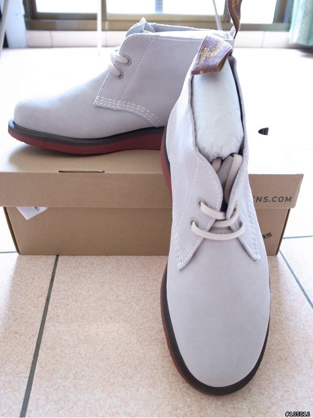[ 開箱 ] REVOLVE到貨!!! RIVIERAS 及 DR. MARTENS MANTON  同場加映我的鞋們 圖多!!!
