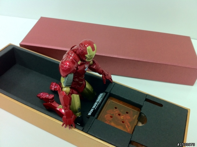 海洋堂輪轉特攝系例【IRON MAN】精美小套房