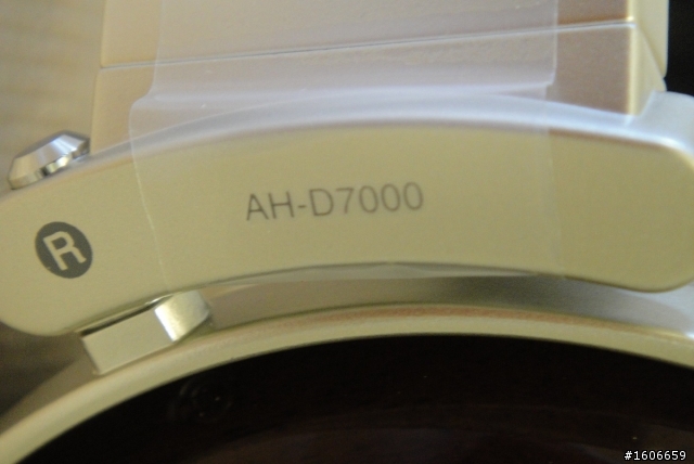 首發開箱 Denon AH-D7000
