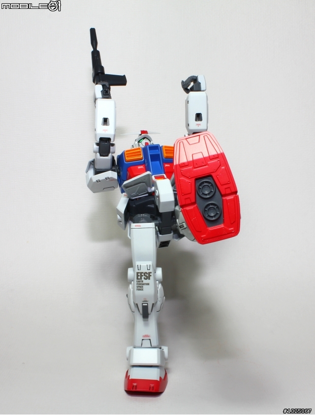 [分享]友機 RX-78    (圖多...慎入)