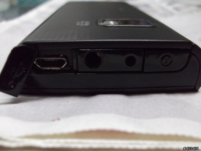 NOKIA X6 密合度