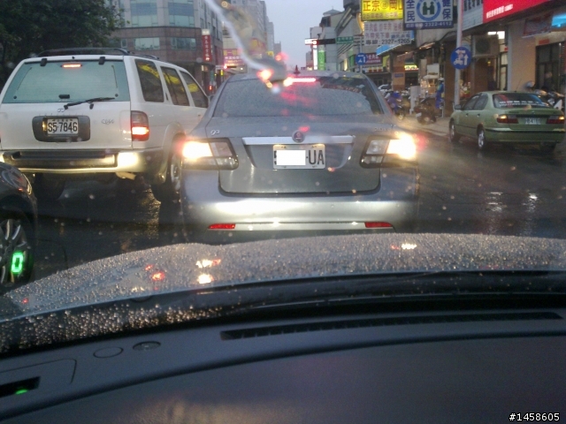 超耀眼saab 93...